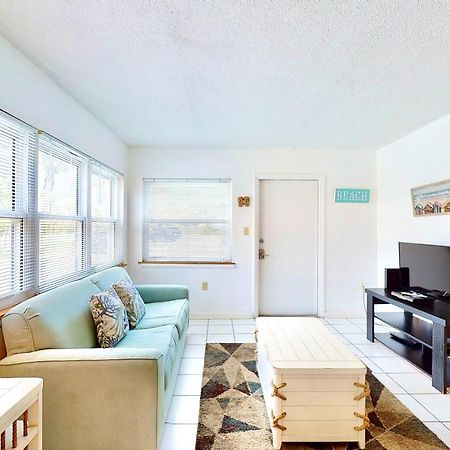 The Simple Life Apartment Cocoa Beach Exterior photo