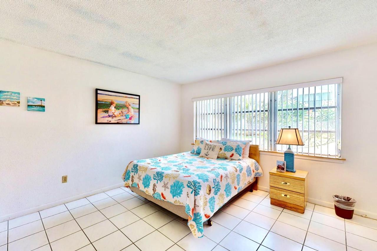 The Simple Life Apartment Cocoa Beach Exterior photo
