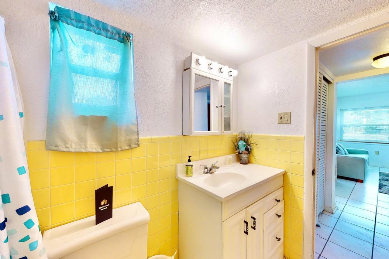 The Simple Life Apartment Cocoa Beach Exterior photo