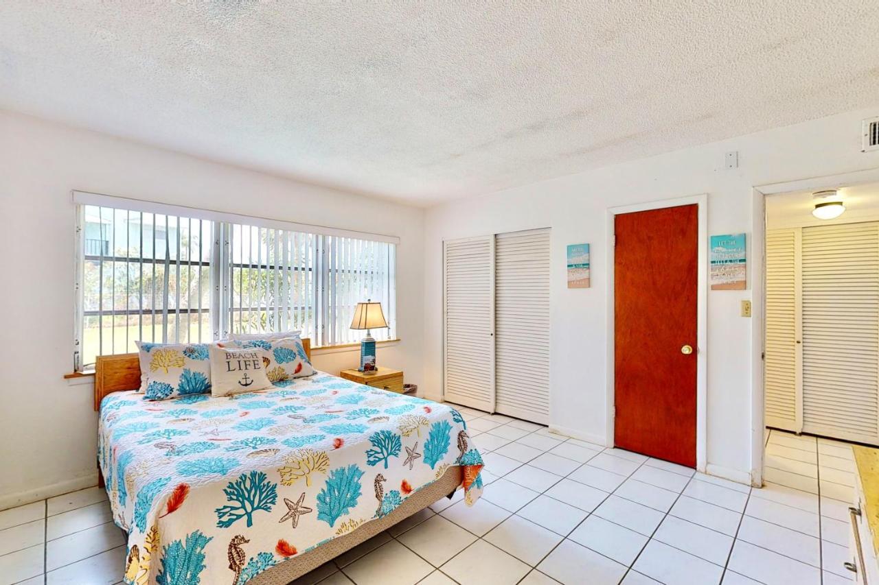 The Simple Life Apartment Cocoa Beach Exterior photo